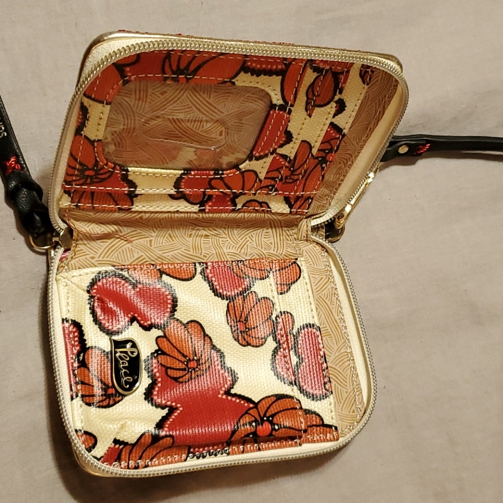 Wristlet - Picture 2 of 3